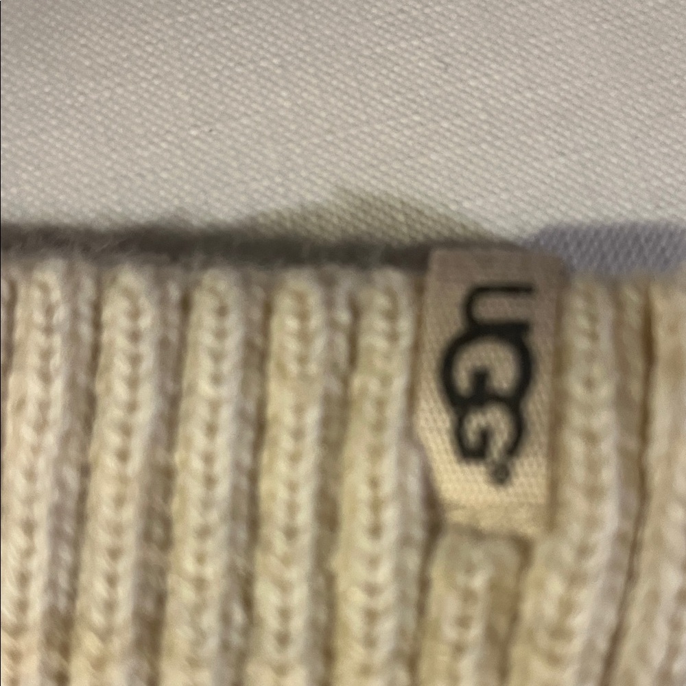 UGG Ivory Ribbed Beanie